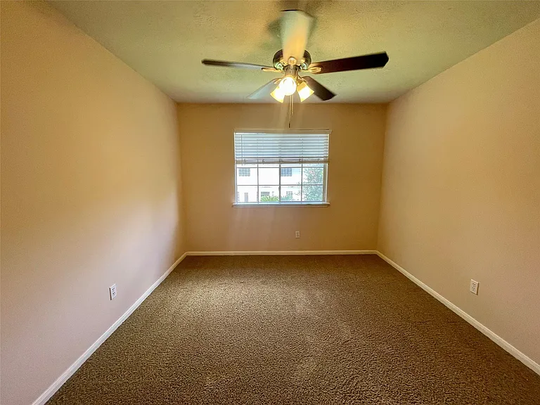 24231 Pepperrell Place St — Photo 28