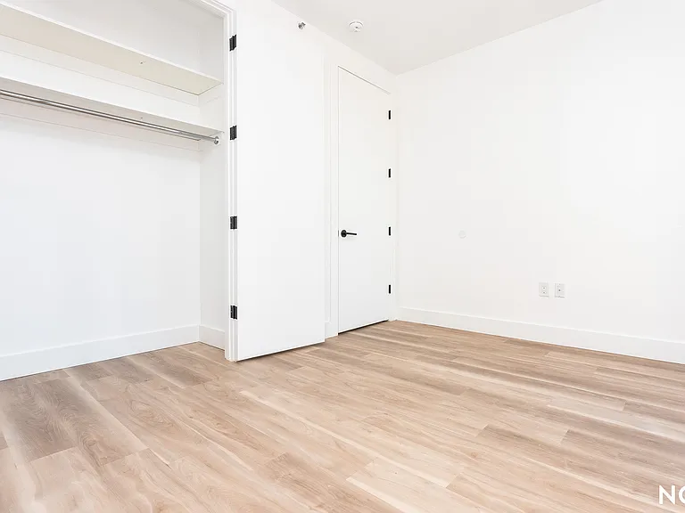 303 Wythe Ave #406 — Photo 9