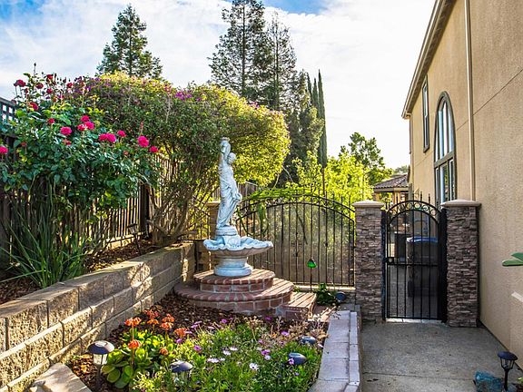 5th image of 5935 Scenic Meadow Ln