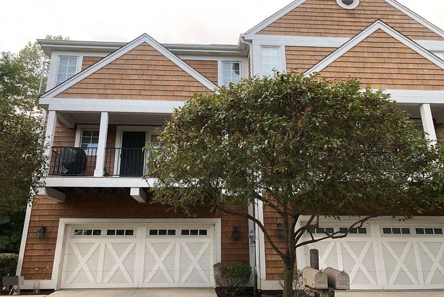 1st image of 9811 Marina Village Dr