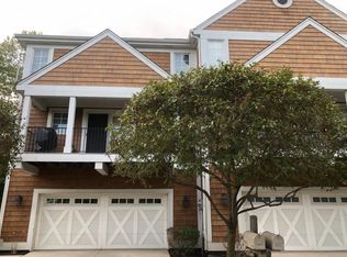 9811 Marina Village Dr, Indianapolis, IN 46256
