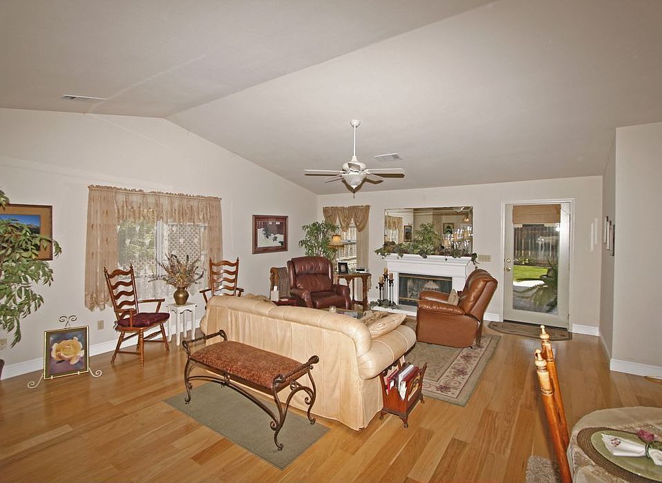 Greatroom with New wood floor so ccozy and inviting