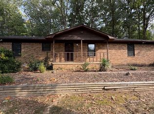 1409 Jill Dr, Benton, AR 72015