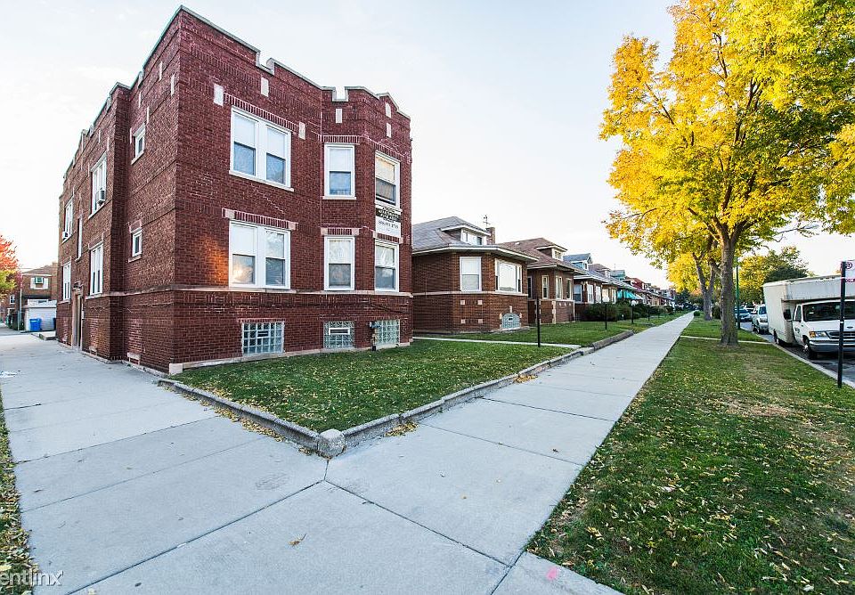 8401 W Ada St Apartments Chicago Exterior_01