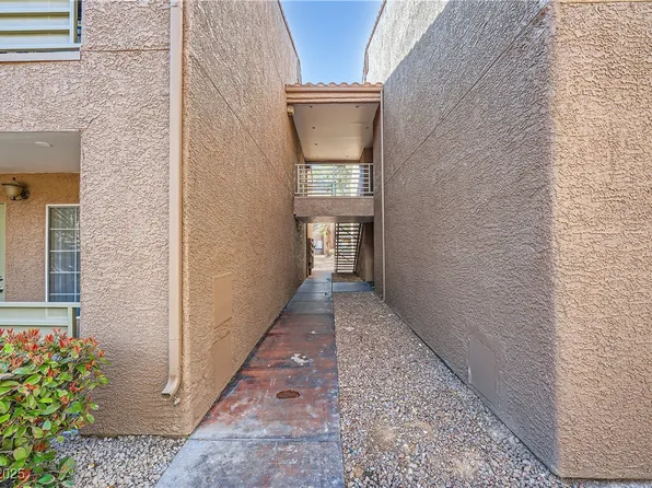 2110 Sealion Dr Unit 101, Las Vegas, NV 89128