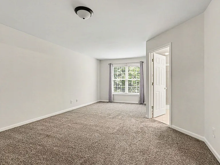 23043 Triple Crown Dr — Photo 23