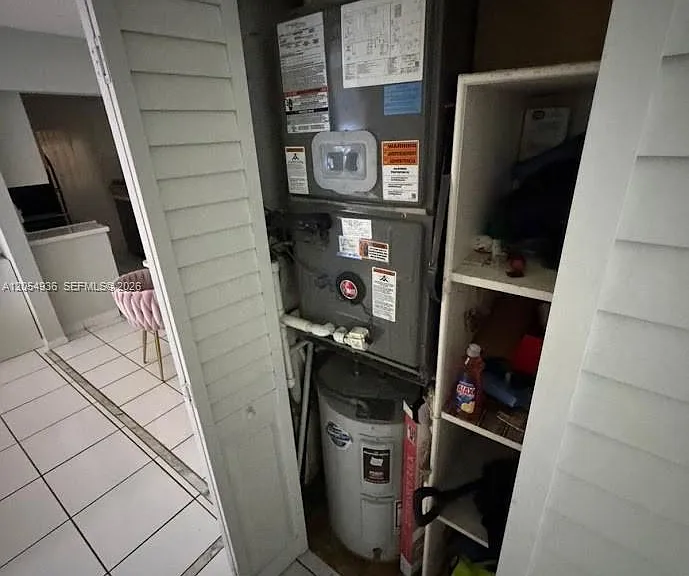 2420 Diana Dr #302 — Photo 16
