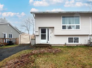 97 Nictaux Dr, Halifax, NS B4C 2C6