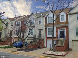 46909 Trumpet Cir, Sterling, VA 20164