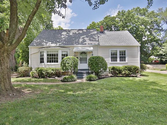 2nd image of 2305 Hawthorne Ave