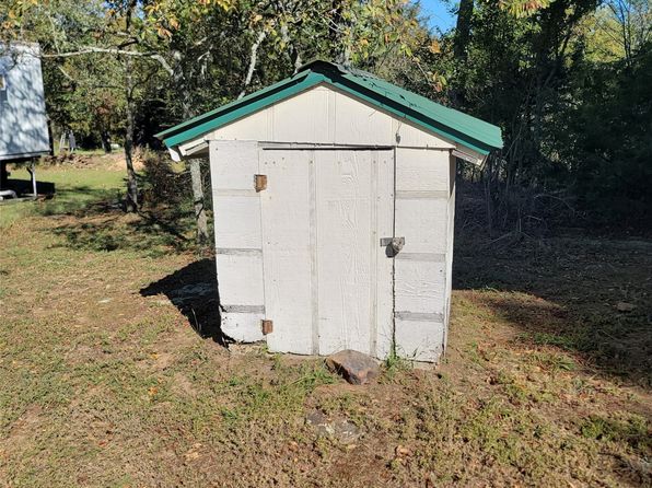 332 E Pine St, Eufaula, OK 74432