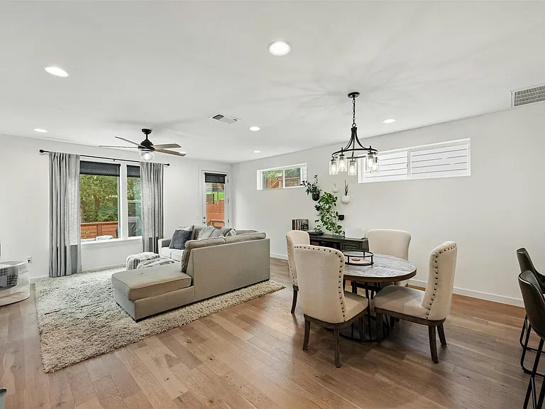 3115 Aldwyche Dr — Photo 3