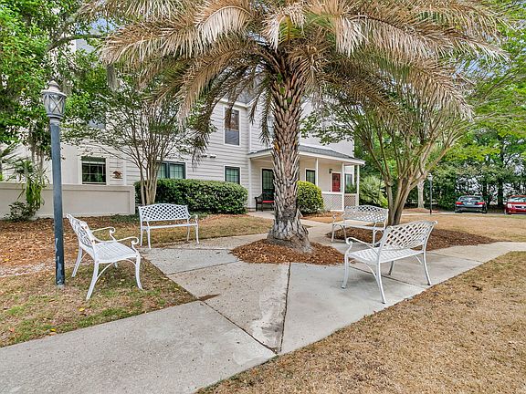 2nd image of 344 Sandpiper Dr APT D