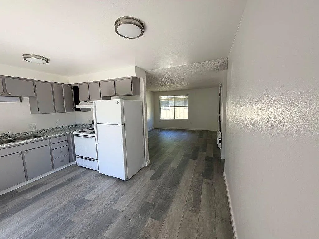 2 bed, 750 sqft, $1,250 — Photo 4