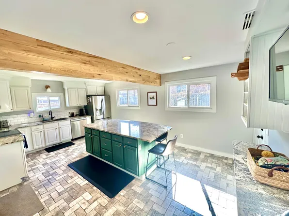 4242 S Bannock St, Englewood, CO 80110