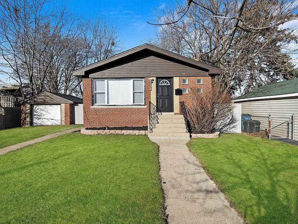 2nd image of 3714 149th St