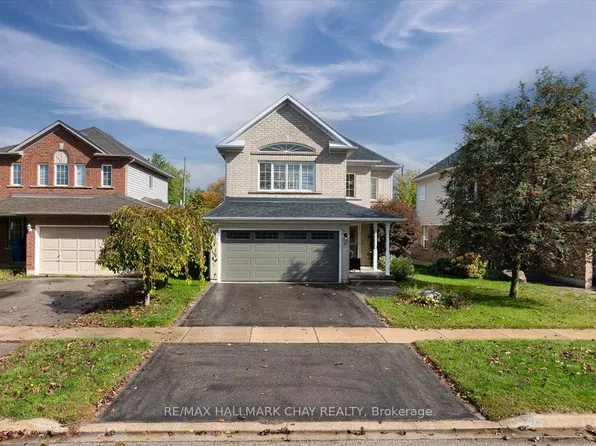 37 Joliette Pl, Georgina, ON L4P 3Y9