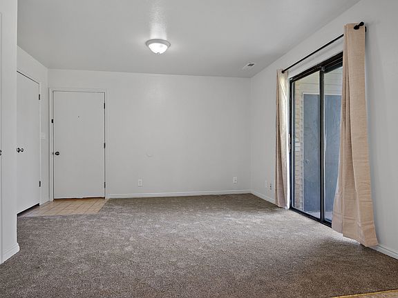 4th image of 653 S Stubbs Ave