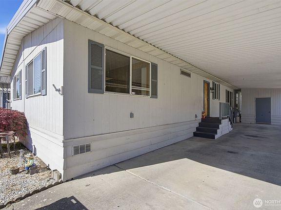 3rd image of 21817 107th Place SE #12