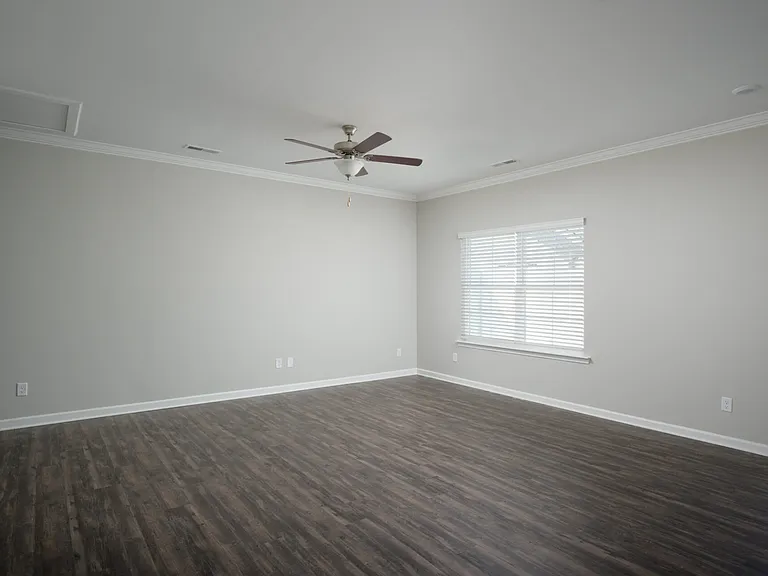 Ashford Villas Apartment Homes — Photo 12