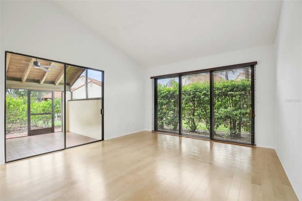 5387 Huntingwood Ct #4, Sarasota, FL - View 3