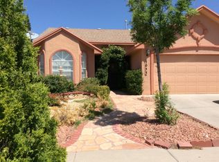 7053 Black Ridge Dr, El Paso, TX 79912