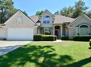 303 Killarney Rd, Niceville, FL 32578