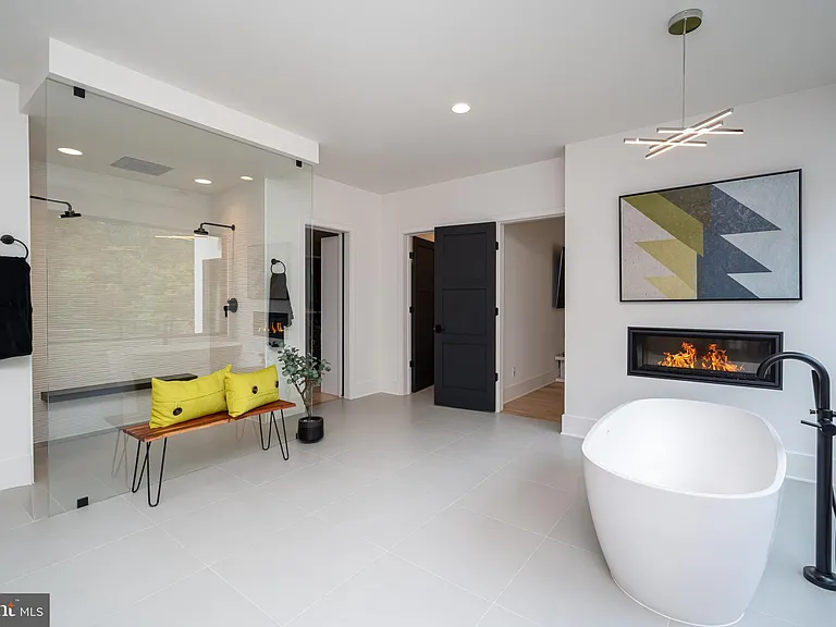 40388 Manbar Ln — Photo 33