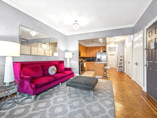 1 Mt Morris Park West 4B image 2 of 13