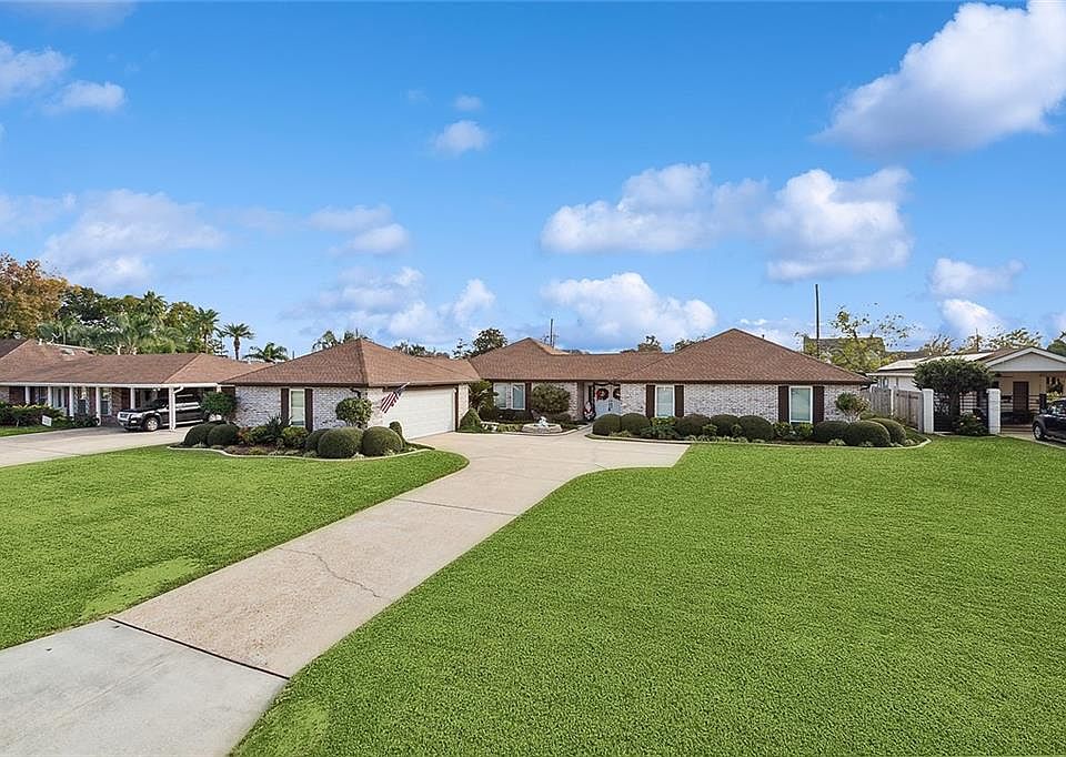 1st image of 2536 Cedarlawn Dr