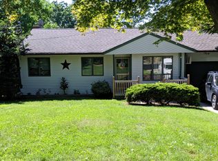 84 Palm Rd, Rocky Point, NY 11778