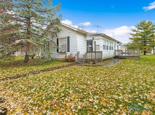 214 Perry St, Pemberville, OH