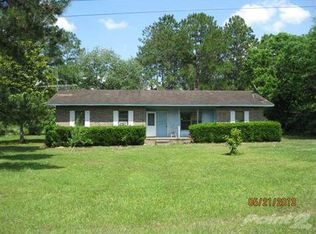 929 Wildwood Cir, Chipley, FL 32428