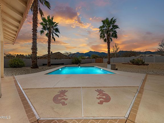 4th image of 4153 S PAIUTE Way
