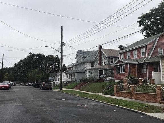 5th image of 10035 200th St