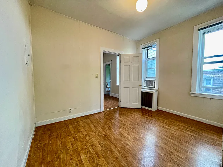47 Park Vale Ave #10 — Photo 12