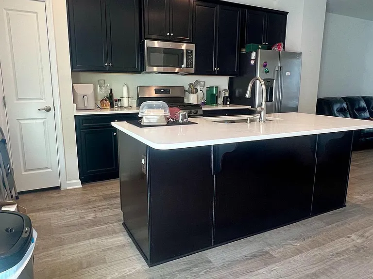 105 Caswell Dr — Photo 4