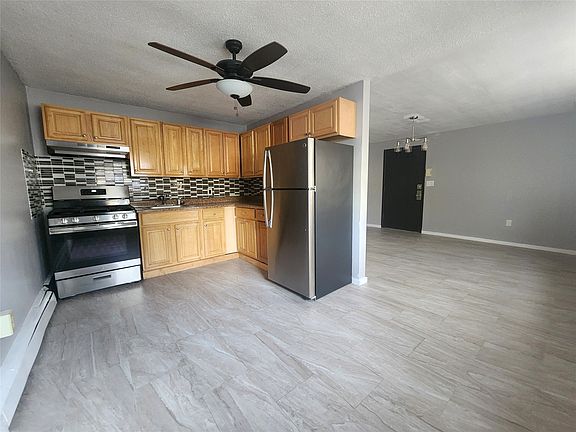 2nd image of 28 Prescott Rd