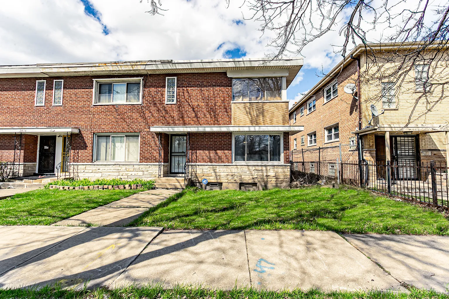 2420 E 103rd St #1 photo 1