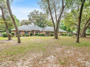 17 Bluewater Point Dr, Niceville, FL 32578