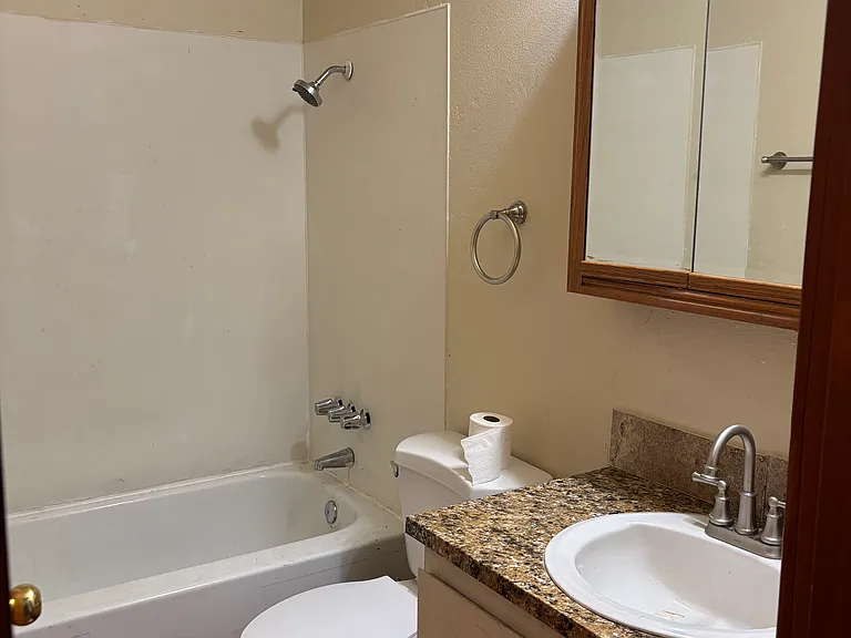 5537 SE 86th Ave #5537 — Photo 8