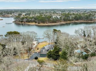 211 Cedar Tree Neck Rd, Marstons Mills, MA 02648