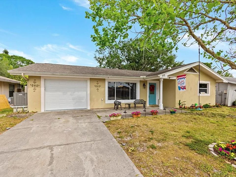 1st image of 711 Lemonwood Dr