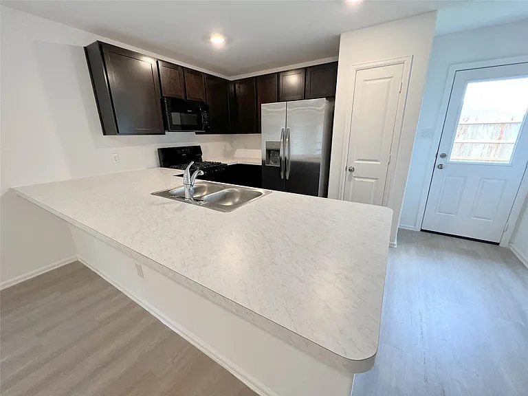 14510 Woodcott Warren Way — Photo 10