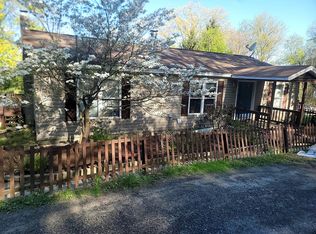 43 Spring St, Craryville, NY 12521