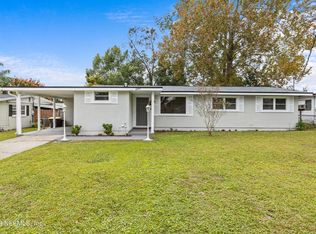 6804 Snow White Dr, Jacksonville, FL 32210