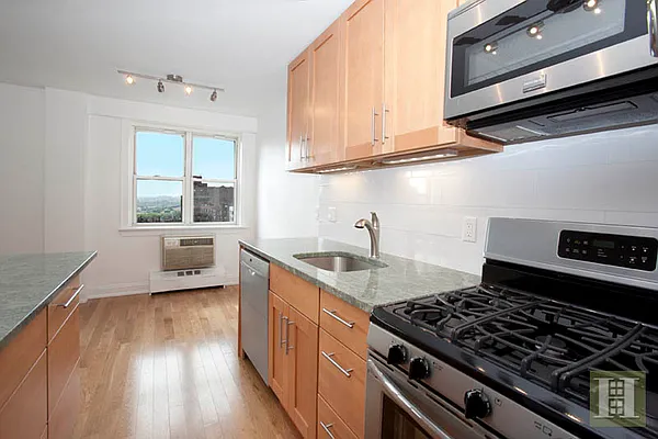 Rented by Halstead Real Estate | media 3