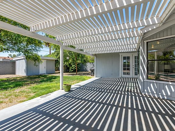 Covered / Shaded Patio