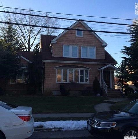 1st image of 2924 213th St