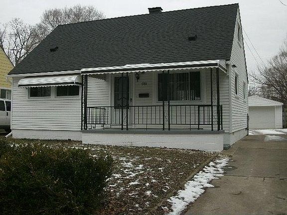 2nd image of 593 Kansas Ave